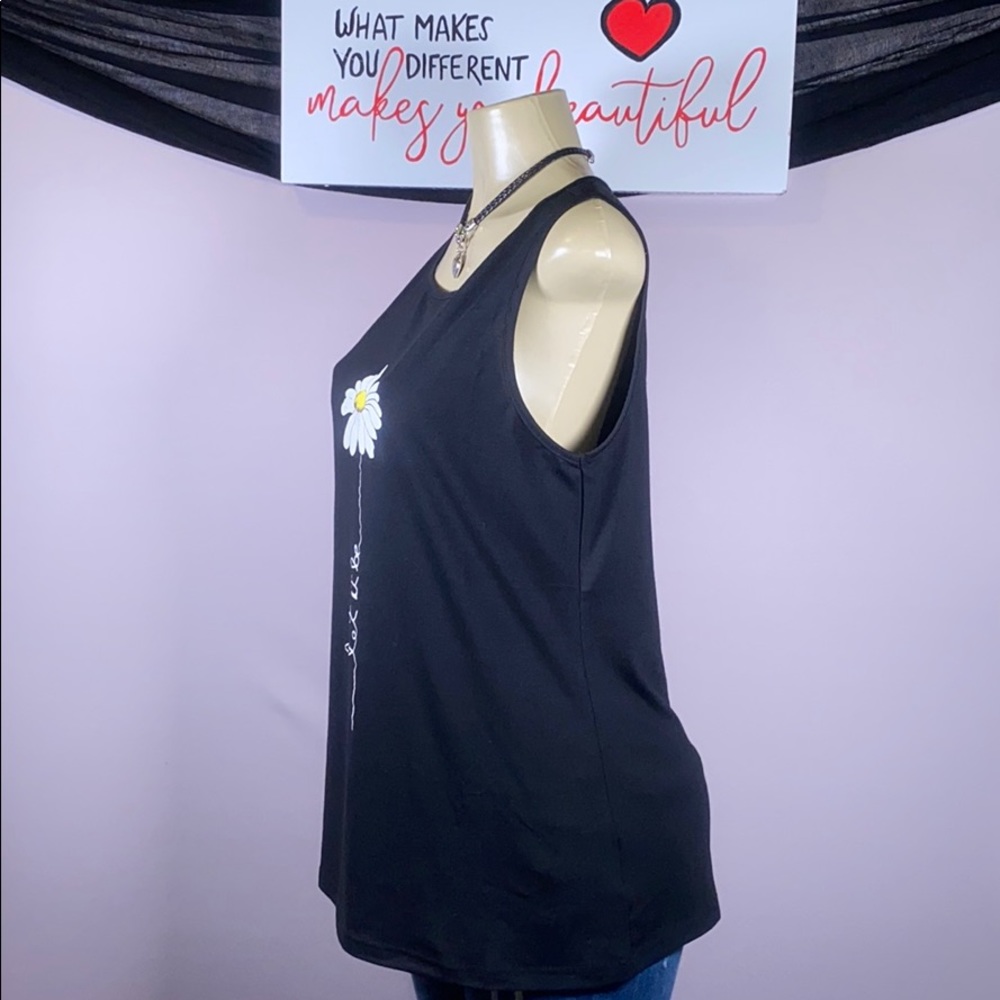 MissLook NWOT Tee Tank Size XL 💕 - Picture 4 of 9